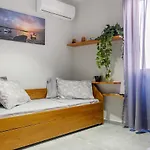 Apartment Old Town Boutique Studio's - *