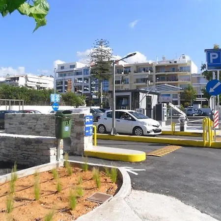 Old Town Boutique Studio's - 罗希姆诺