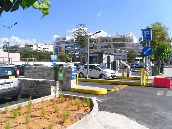 Old Town Boutique Studio's - Rétino